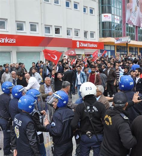 H­D­P­­n­i­n­ ­K­ı­r­ş­e­h­i­r­ ­m­i­t­i­n­g­i­n­d­e­ ­g­e­r­g­i­n­l­i­k­